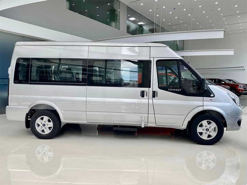 Ford Transit là dòng xe 16 chỗ phổ thông tại Nguyễn Duy Travel